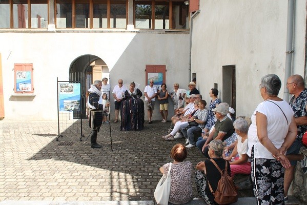 0 14 aout 2023 visite theatralisee de la mure 7 