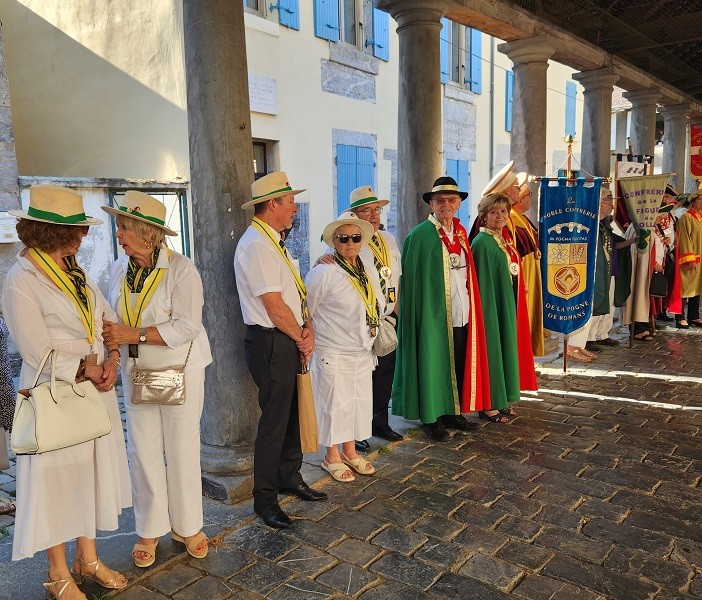 15 aout defile 28 
