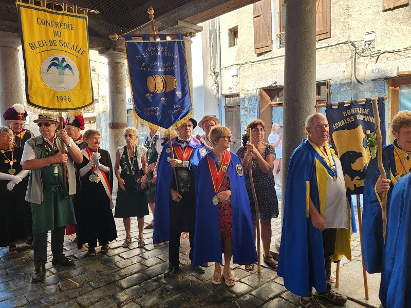 15 aout defile 33 