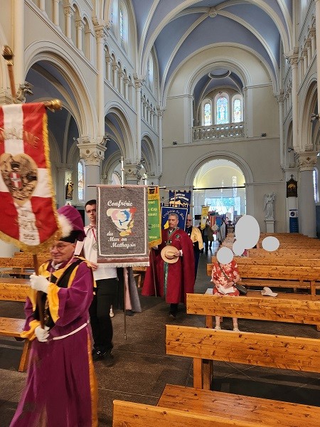15 aout eglise 6 