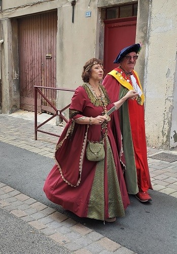 2 le defile 26 