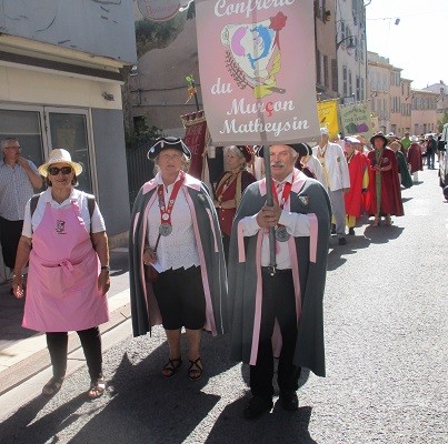 3 defile 29 confrerie du murcon matheysin