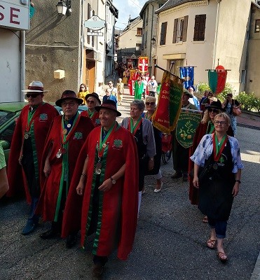 3 defile 33 