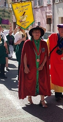 3 defile 37 ordre universel des chevaliers du cep