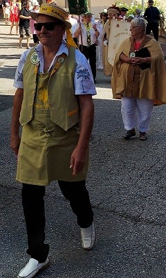 3 defile 50 