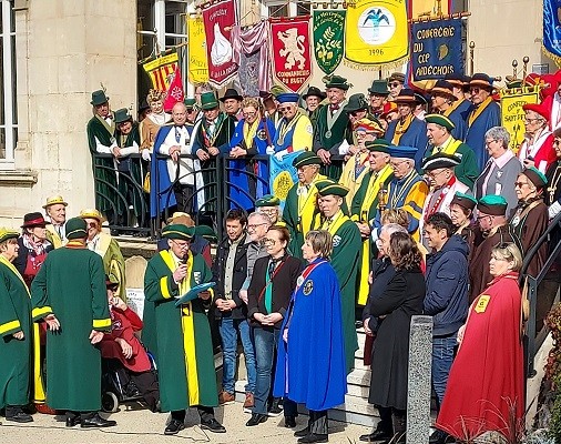 3 parvis de la mairie 23 