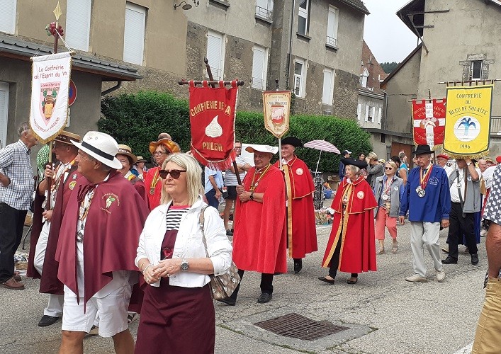 4 defile des confreries 10 