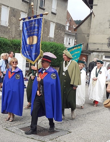 4 defile des confreries 7 